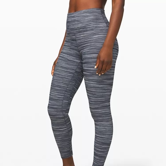 Lululemon Wunder Train High-Rise Tight 28" Size 6, Black and White Multicolor - Picture 1 of 2